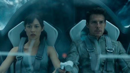 Tom Cruise y su 'Oblivion' se mantienen en el primer puesto en un fin de semana desastroso