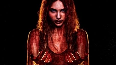 'Carrie': otro cartel con Chloe Moretz empapada en sangre noticias imagen