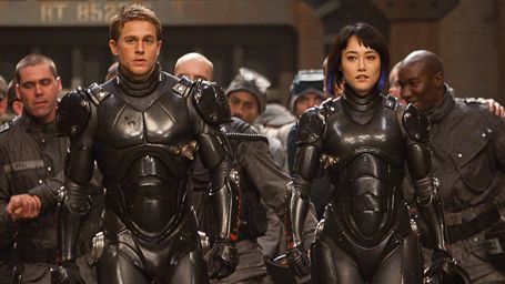'Pacific Rim': ¡Jaegers contra Kaijus en los dos nuevos spots para televisión!  noticias imagen