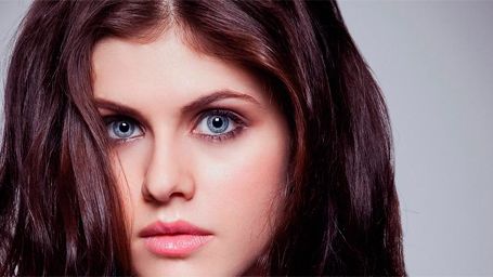 Alexandra Daddario habla sobre interpretar a Wonder Woman noticias imagen