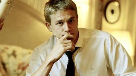 'Cincuenta sombras de Grey': Charlie Hunnam dice tener mucha química con Dakota Johnson noticias imagen