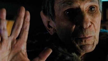 Leonard Nimoy, enfermo de pulmón, anima a sus fans a dejar de fumar