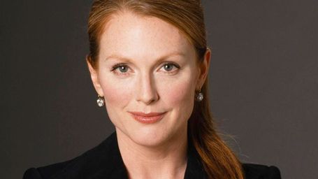 'Los juegos del hambre 3: Sinsajo Parte 1': primera imagen de Julianne Moore como la presidenta Coin noticias imagen