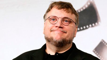 Guillermo del Toro no dirigirá el 'remake' de 'La Bella y la Bestia' con Emma Watson noticias imagen