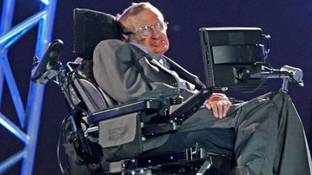 El físico Stephen Hawking quiere ser un villano de 'James Bond' noticias imagen