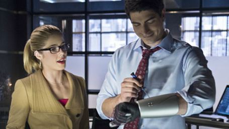 'The Flash': Felicity y Ray Palmer visitarán Central City