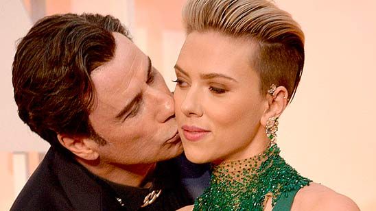 Scarlett Johansson dice que John Travolta no estuvo "raro o inapropiado" en los Oscar noticias imagen