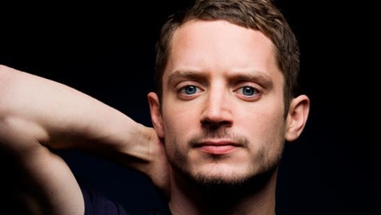 Estas imágenes demuestran que Elijah Wood se hace las mejores fotos con fans