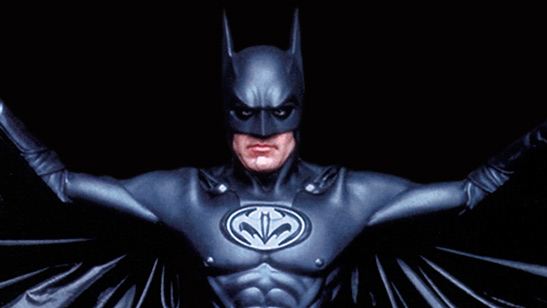 George Clooney sigue pidiendo perdón por 'Batman y Robin'