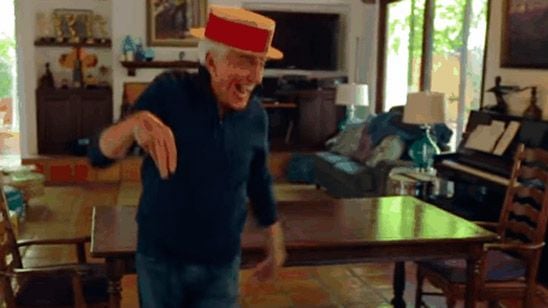 Dick Van Dyke, de 'Mary Poppins', se marca un baile a sus 89 años noticias imagen