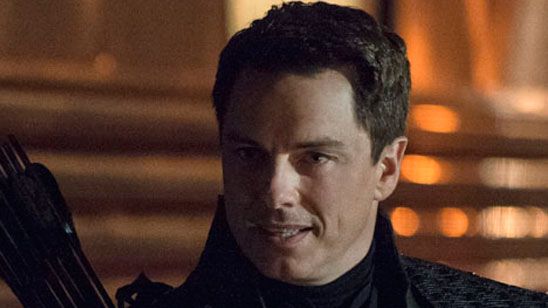 ‘Arrow’: John Barrowman volverá a interpretar a Malcolm Merlyn en la cuarta temporada noticias imagen