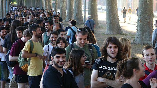 'Juego de Tronos': Imágenes del primer día de casting en Girona noticias imagen