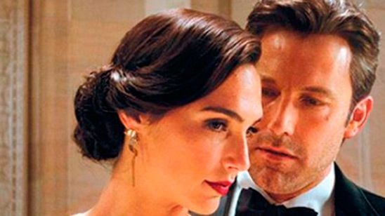 'Batman v Superman: El amanecer de la justicia'. Ben Affleck explica la foto de Bruce Wayne y Diana Prince