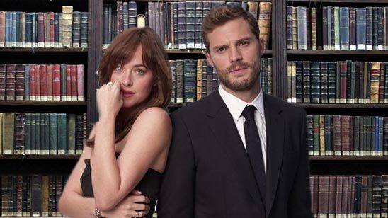 ‘Cincuenta sombras': La polémica se desata en EEUU por la disposición en una biblioteca del DVD de la película noticias imagen