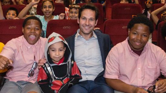 ‘Ant-Man’: Paul Rudd sorprende a un grupo de niños durante una proyección especial de la película  noticias imagen
