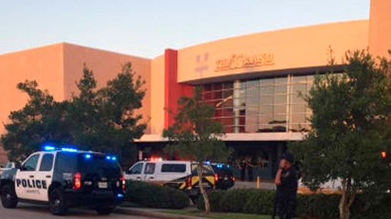 Tres personas mueren durante un tiroteo en un cine de Luisiana noticias imagen