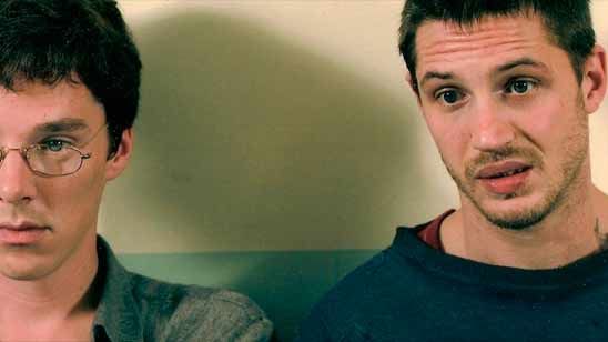 ¿Recuerdas cuando Benedict Cumberbatch y Tom Hardy eran compañeros de piso en 'Stuart: Una vida al revés'? noticias imagen