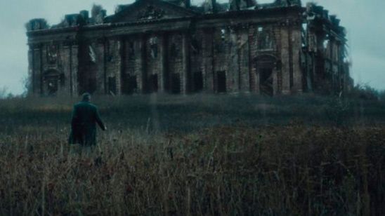 'Batman v Superman': Bruce Wayne camina en solitario en la nueva foto de 'El amanecer de la justicia' noticias imagen