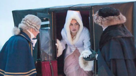 'Guerra y Paz': Primer vistazo a Lily James ('Cenicienta') en la adaptación televisiva de la novela de Tolstói noticias imagen