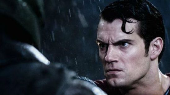 'Batman v Superman: El amanecer de la justicia': Henry Cavill adelanta que Warner Bros. tiene grandes planes para las películas de DC noticias imagen