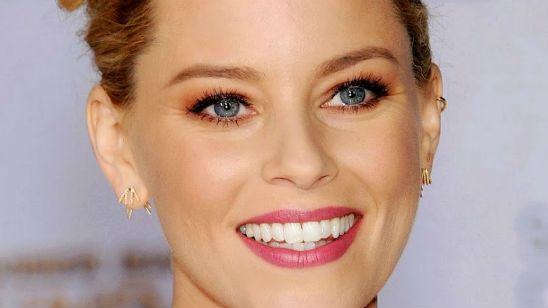 Elizabeth Banks, en conversaciones para dirigir el 'reboot' de 'Los Ángeles de Charlie' noticias imagen