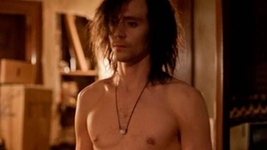 Tom Hiddleston cree que deberían equilibrarse los desnudos entre mujeres y hombres en el cine noticias imagen