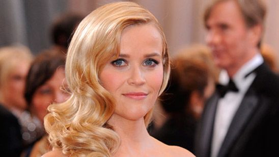 Reese Witherspoon podría protagonizar 'In a Dark, Dark Wood', la nueva 'Perdida' noticias imagen