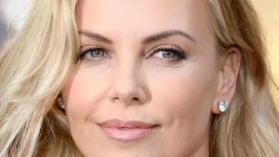 'The Gray Man': Charlize Theron podría interpretar al protagonista  noticias imagen