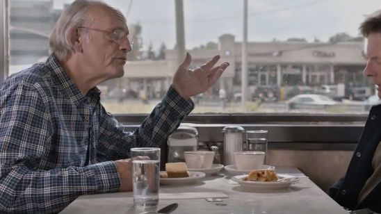'Regreso al futuro II': Michael J. Fox y Christopher Lloyd hablan sobre las predicciones de la película en este anuncio noticias imagen