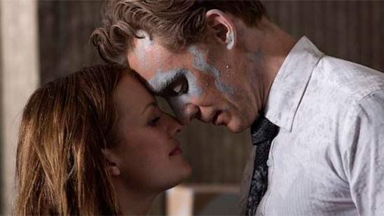 'High-Rise': Elisabeth Moss declara que Tom Hiddleston es tan perfecto que "es molesto" noticias imagen