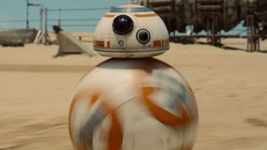 'Star Wars: El despertar de la Fuerza': Mira la reacción de BB-8 al ver el nuevo tráiler de la película noticias imagen