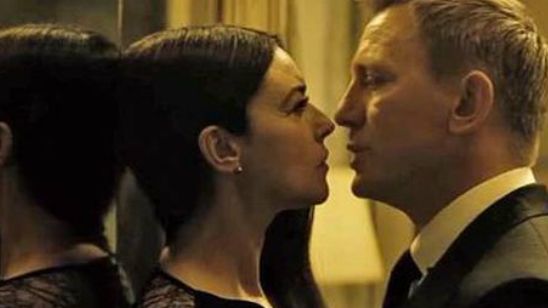 'Spectre': India recorta los besos de la cinta por ser "demasiado largos" noticias imagen