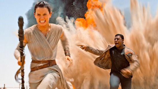 'Star Wars: El despertar de la Fuerza': Rey y Finn escapan de la Primera Orden en el primer clip noticias imagen