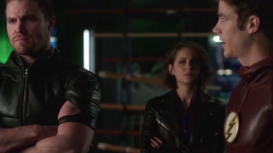 La historia de Hawkman y Hawkgirl, protagonista de este clip del 'crossover' entre 'The Flash' y 'Arrow' noticias imagen