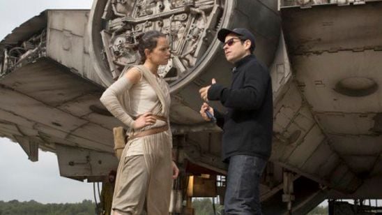 'Star Wars: El despertar de la Fuerza': Descubre cómo han colaborado JJ Abrams y Rian Johnson para crear la nueva trilogía noticias imagen