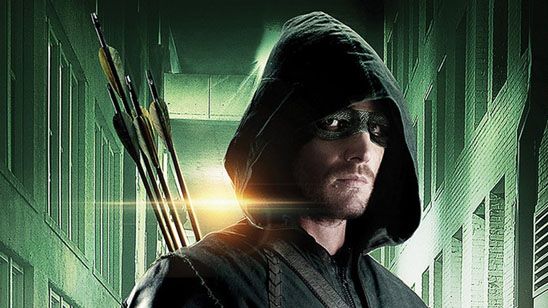'Arrow': Stephen Amell revela la duración de su contrato con CW noticias imagen