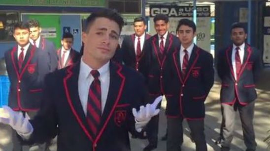 Colton Haynes se disfraza del personaje de Grant Gustin en 'Glee' para felicitarle por su cumpleaños noticias imagen