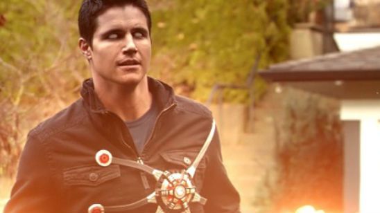 'The Flash': Robbie Amell revela un importante spoiler de la segunda temporada noticias imagen