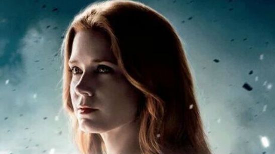 'Batman v Superman: El amanecer de la justicia': Revelados los pósters de Lois Lane y Alfred Pennyworth  noticias imagen