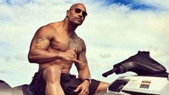 'Los vigilantes de la playa': Dwayne Johnson publica una nueva imagen junto a Zac Efron