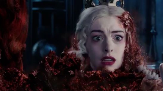'Alicia a través del espejo': Mia Wasikowska regresa al País de las Maravillas en el nuevo tráiler en español   noticias imagen