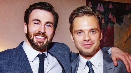 'Capitán América: Civil War': Chris Evans y Sebastian Stan sorprenden a los fans durante una proyección