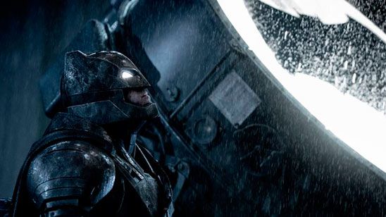 'Batman V Superman: El amanecer de la justicia', la séptima película de superhéroes más taquillera