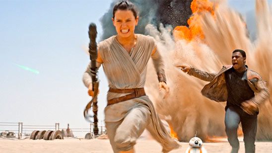 'Star Wars: El despertar de la Fuerza': Mark Hamill cuenta cómo era el comienzo original del 'Episodio VII' noticias imagen