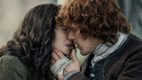 'Outlander': Diana Gabaldon habla sobre el momento entre Jamie y Claire que no aparece en 'Dragonfly in Amber' (2x13) noticias imagen