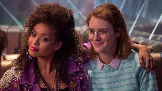 'Black Mirror': Primeras imágenes de la tercera temporada con Mackenzie Davis y Bryce Dallas Howard noticias imagen