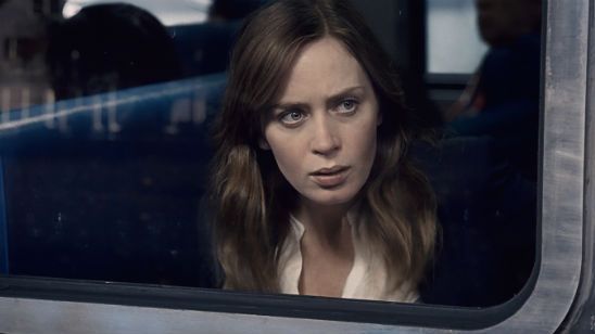 'La chica del tren': La escritora está de acuerdo con que Emily Blunt es demasiado guapa para ser Rachel noticias imagen