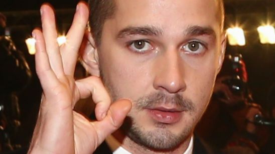 Los fans de DC inician una campaña para que Shia LaBeouf interprete a Red Hood noticias imagen