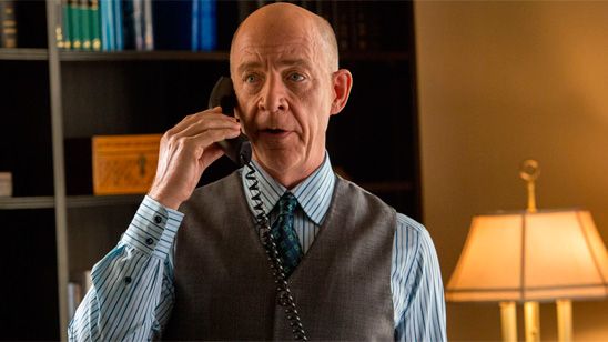 'La Liga de la Justicia': J.K. Simmons habla de la fiel adaptación del comisario Gordon en la película noticias imagen
