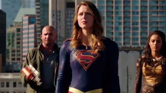 'Legends of Tomorrow': El tráiler de la segunda temporada adelanta el 'mega-crossover' de los superhéroes de CW noticias imagen